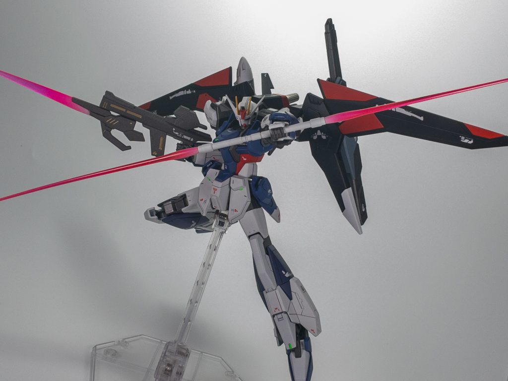 イグナイトストライクガンダム–4枚目/制作者:Takana