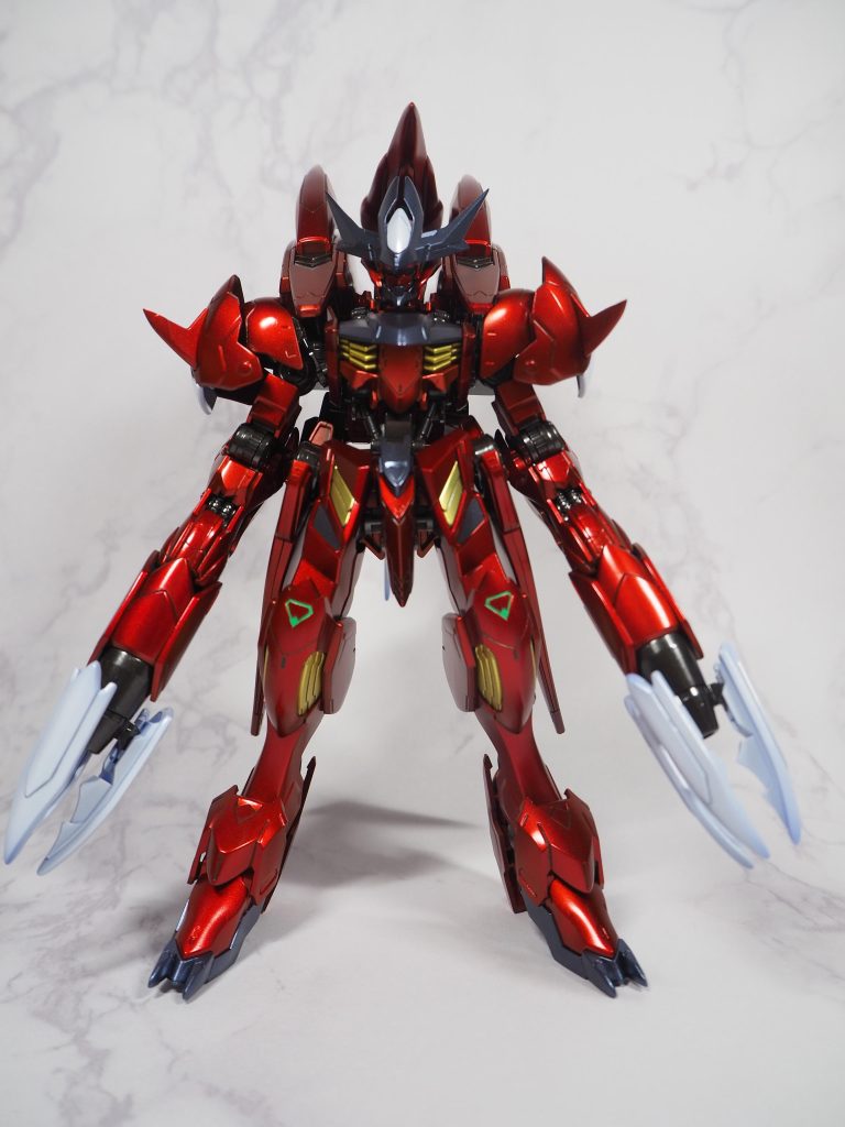 ガイアの限定色の深紅を使ってみたが、思ったより黄色味が強かったので、クリアレッドで重くしてます。