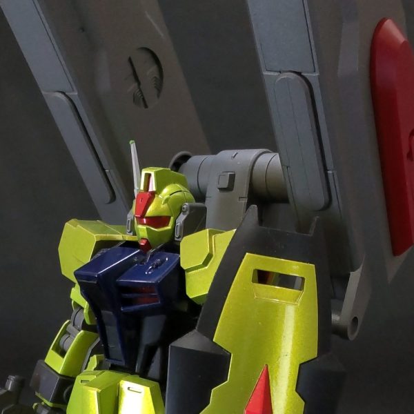 HG ダガーL マルチランチャー装備