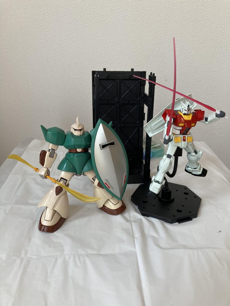 ヤクモ・ヤマダ専用ゲルググ　支援機400コストタカアキ・ヤジマ専用ガンダム　強襲機400コスト