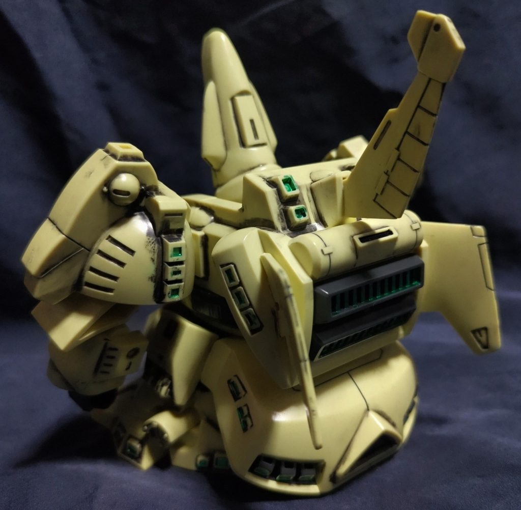 ななめ後ろから。