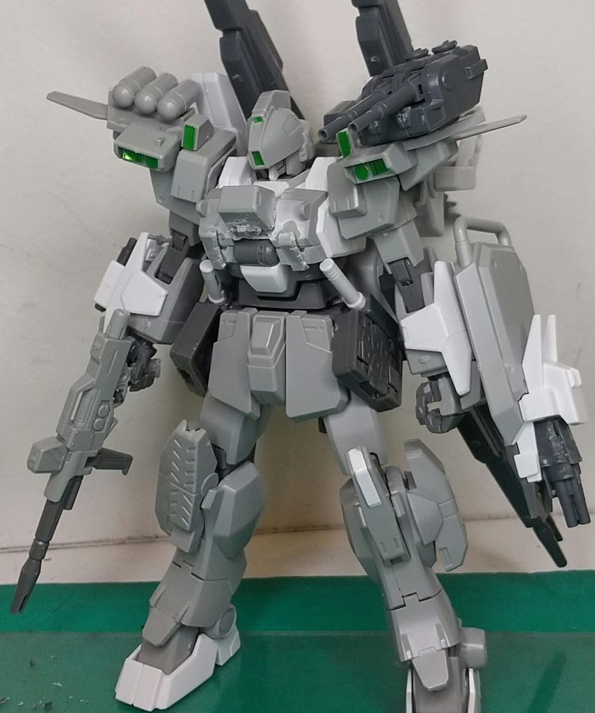 今回の作品は初投稿なので「アカツキみたいなファンネル」「シグーのシールドガトリング」「デュナメスのような接近機体迎撃用のミサイル」といった盛り込みたかった要素をふんだんに組み込みました。 