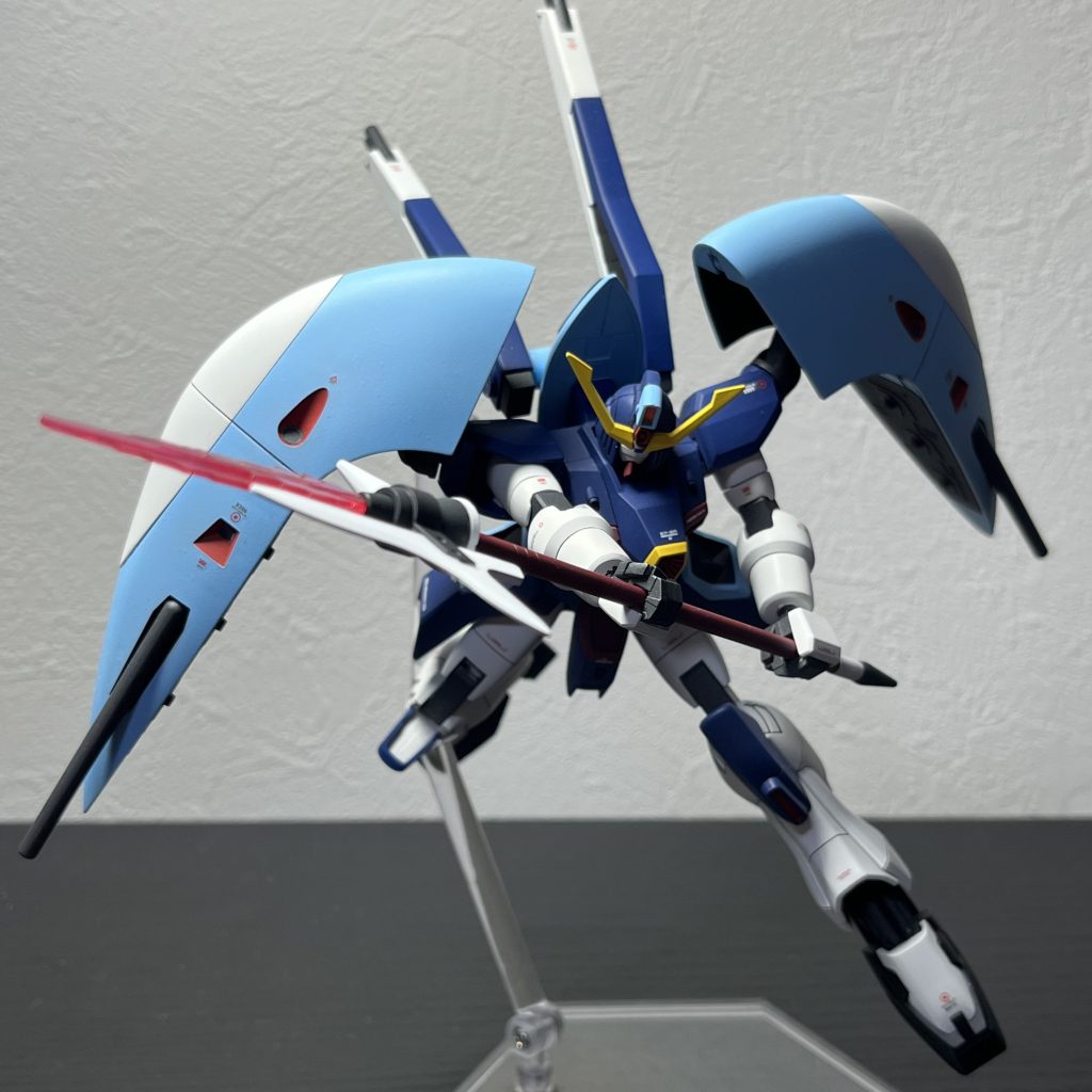 合わせ目、塗り分け箇所は多めですが満足いくプロポーションになりました。