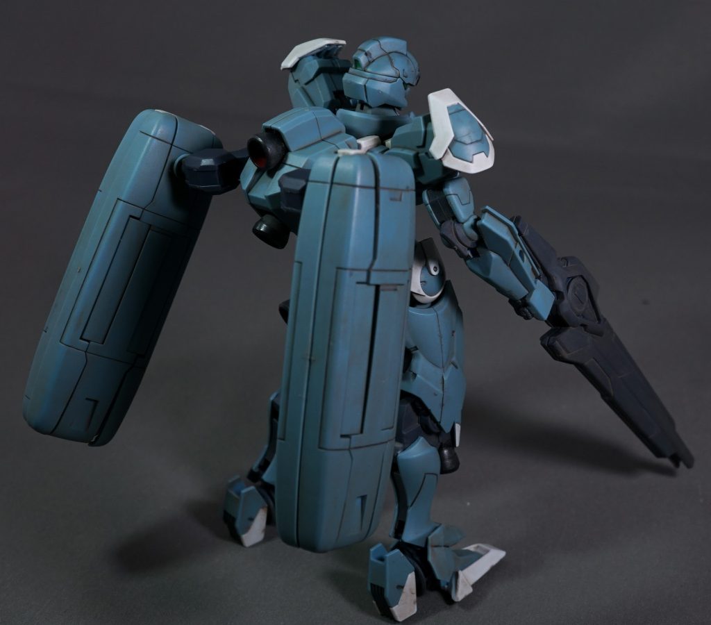 XGF-01ガンダム・ルブリス 量産試作モデル–3枚目/制作者：しるばにあ