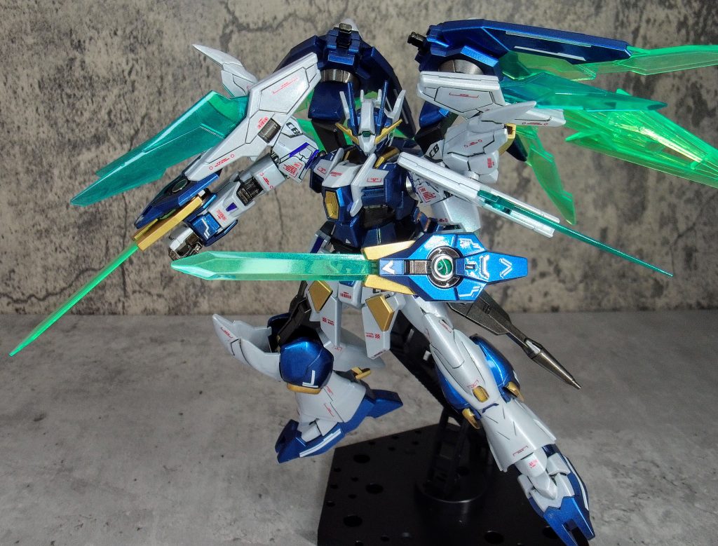 武装は追加武装が無いどころかダイバーアークより総数が減っちゃいました(^_^;)