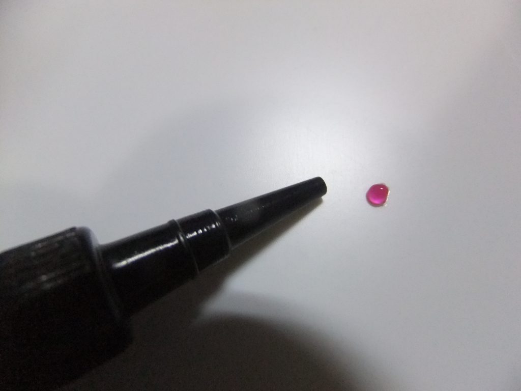 通常版レジンと違って形状を維持出来るので「 極小のモノアイ製作」が簡単出来る優れモノです😁