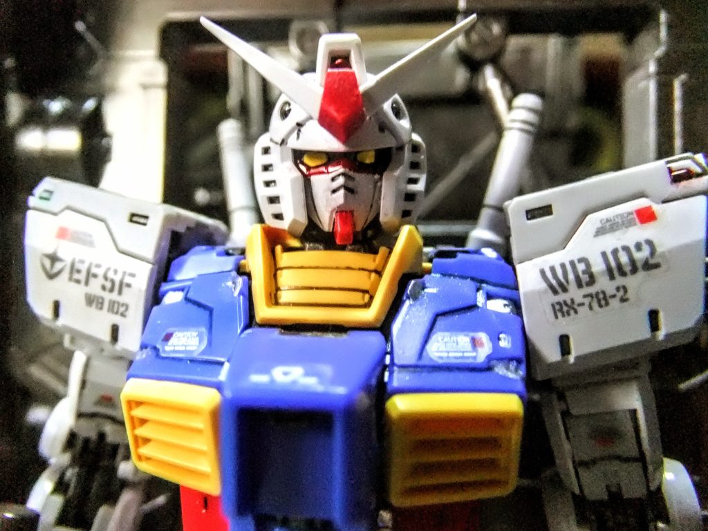 例のバルカン埋没不具合もなんちゃってで自己満足加工で修正行いました💦　予想以上に頭部がちっこいので本当に微々たる調整をダイヤモンドヤスリ極細丸棒で削っています😁