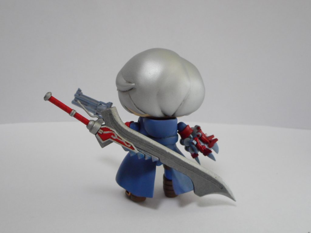 大分昔に作った過去作です。プチッガイをベースにエポパテで髪とコート作ったり、プラ材でブーツとかインナーとか作ったり、ともかく色々やってます。