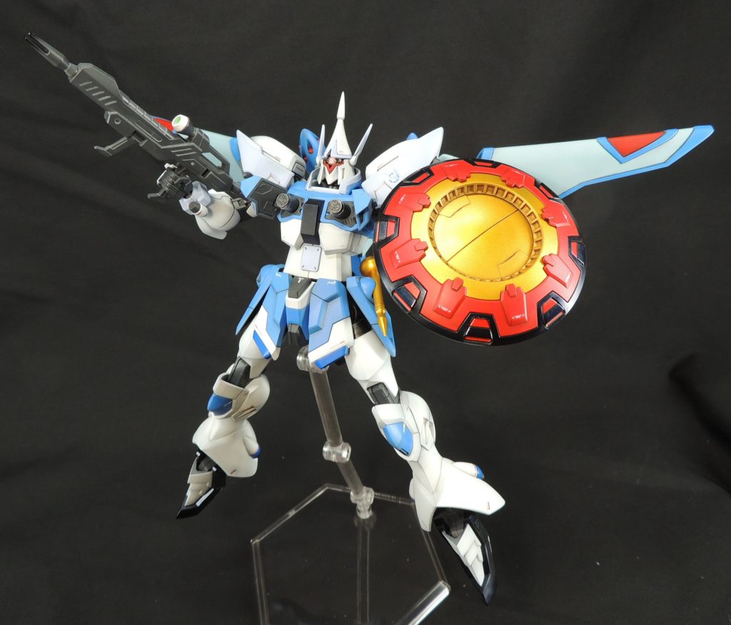 MMI-T818 トリデンティ 3銃身回転ビーム機銃も製作。劇中同様の胸部ハッチの開閉ギミックが面白い。ビームガトリング部は差替えで表現。