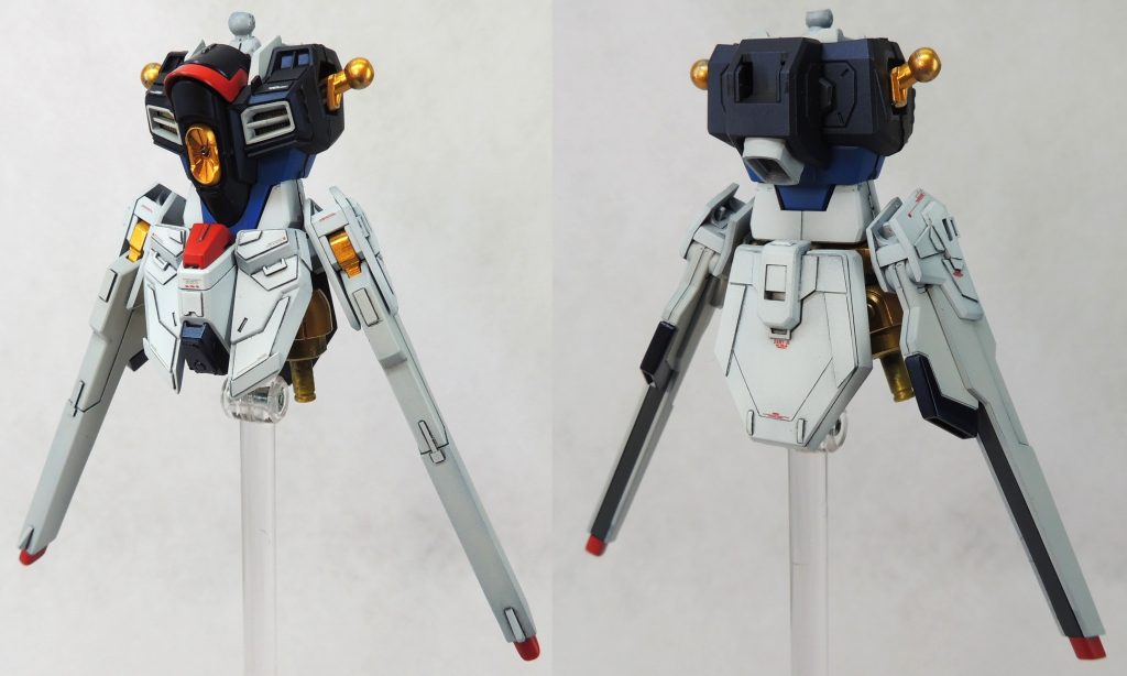 胴体は、思うままにプラ板やプラ材を切り出しては貼付けてみました。 腹部中央の超高インパルス砲は、その周囲を削り込んでモールドを増やすとともに、中央部の発射口にはハイキューパーツ製の金属製ガンマズルを設置しました。