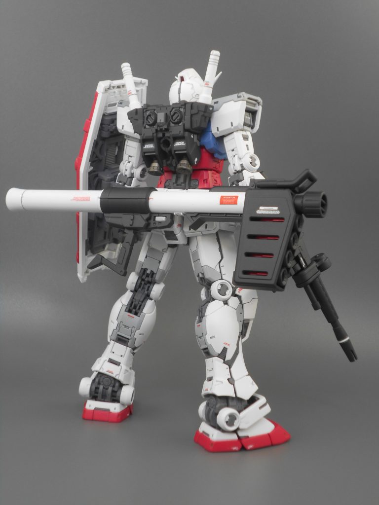 RG ガンダム 2.0–2枚目/制作者：jirou_ueda