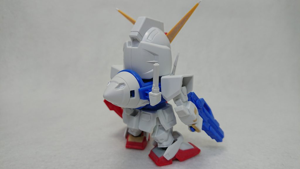 塗装前のOガンダム