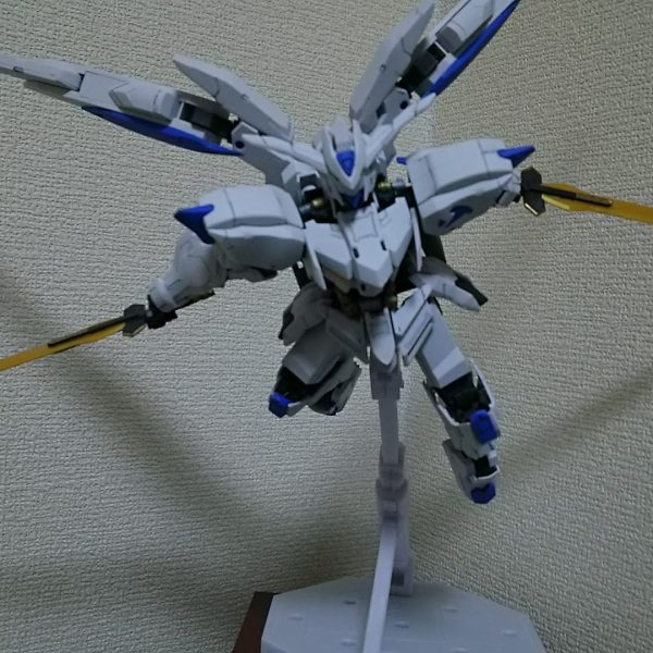 １００分の１ガンダムバエル