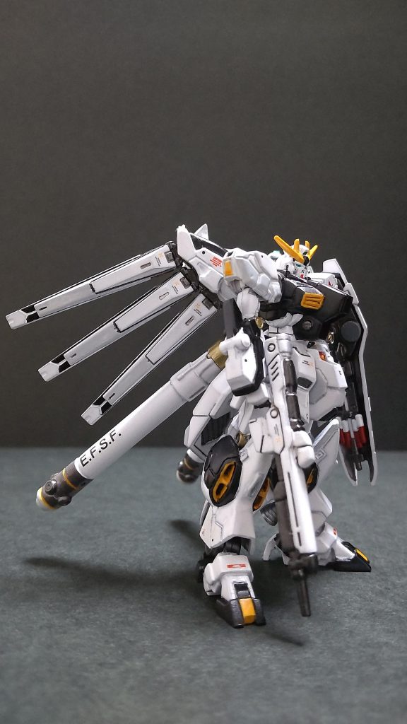 悩みながら作った割には、それなりにまとまったと思います。次回があれば可動式に挑戦しようかな〜