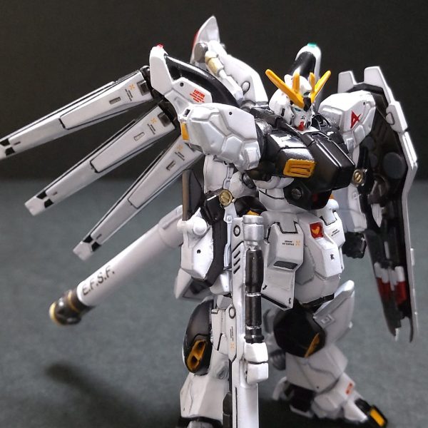 アーティファクトHi-vガンダム