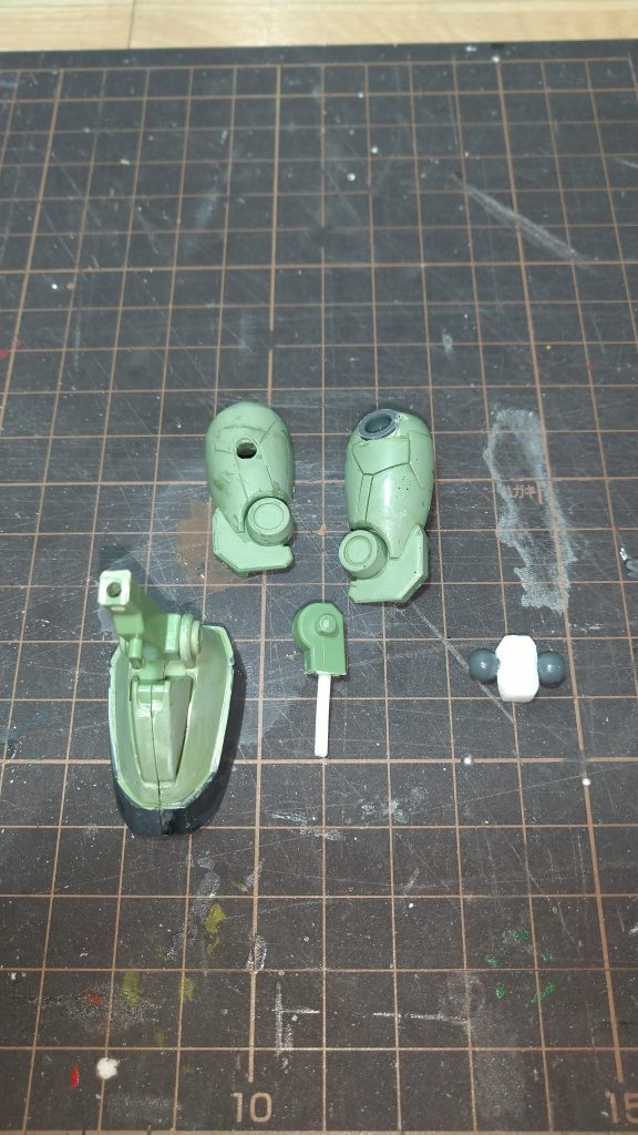 脚パーツを全体的に改修。脚接続パーツを新しく造り直し丸ジョイントに変更。