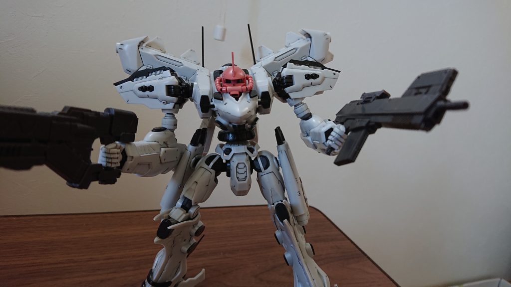 レッドグリント(ザク頭)–2枚目/制作者：dafune