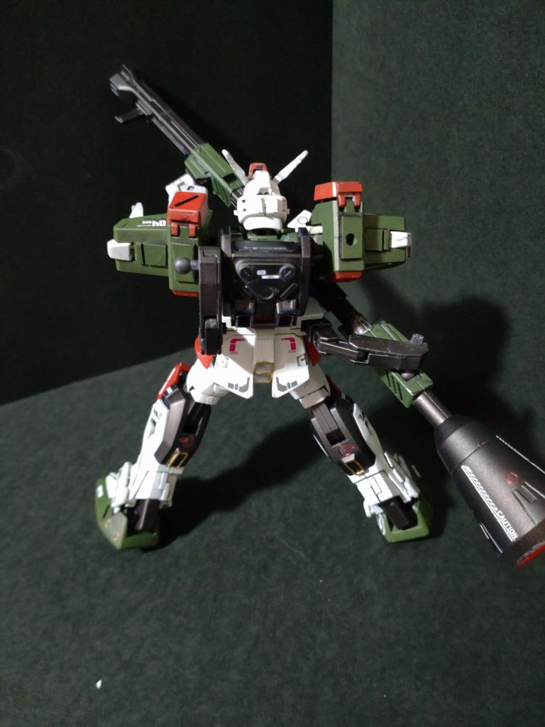 肩に武器追加しようと思って穴ありしかしとりあえず断念