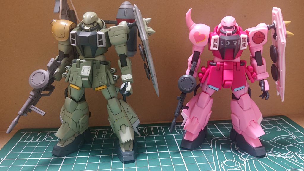 HGガナーザクウォーリア 改修 LIVEバージョン キット素組比較です。   