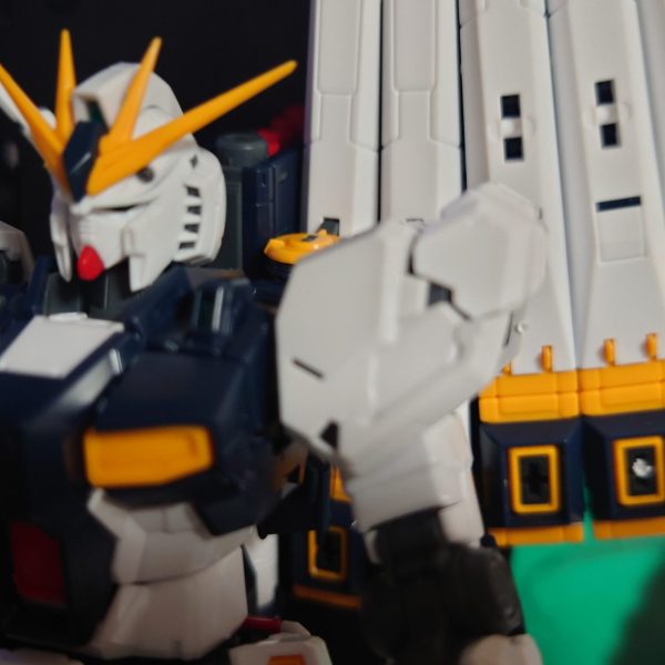 νガンダム完成