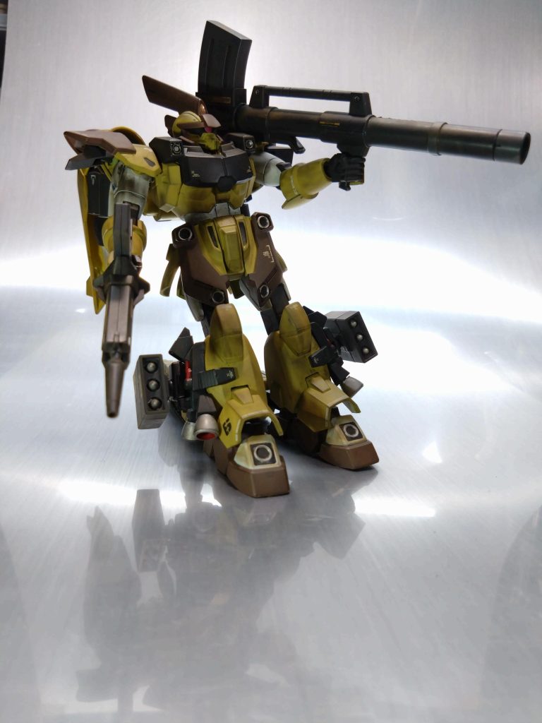 射撃うまくポージングできない…