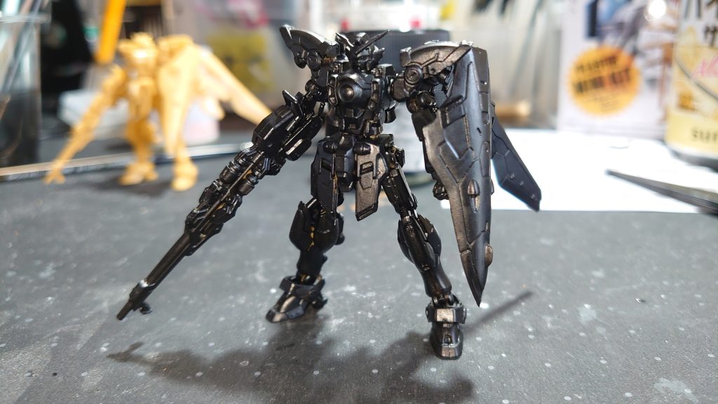 黒サフ筆塗り後の仮組何かカッコいい。。。この塗装方法、はまりそうです(笑)