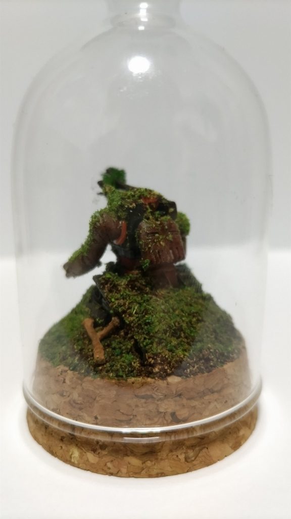 埋もれてる感じは、天空の城ラピュタに出てくる壊れたロボット兵を参考に作りました笑