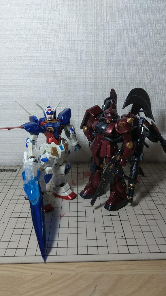 500円で購入したこの二つのキット。お安い価格で購入しましたが、価格以上にとても楽しく仕上げられました。ガンプラは本当に楽しいですね♪ガンプラは自由だ!ありがとうございました!また見てね☆彡