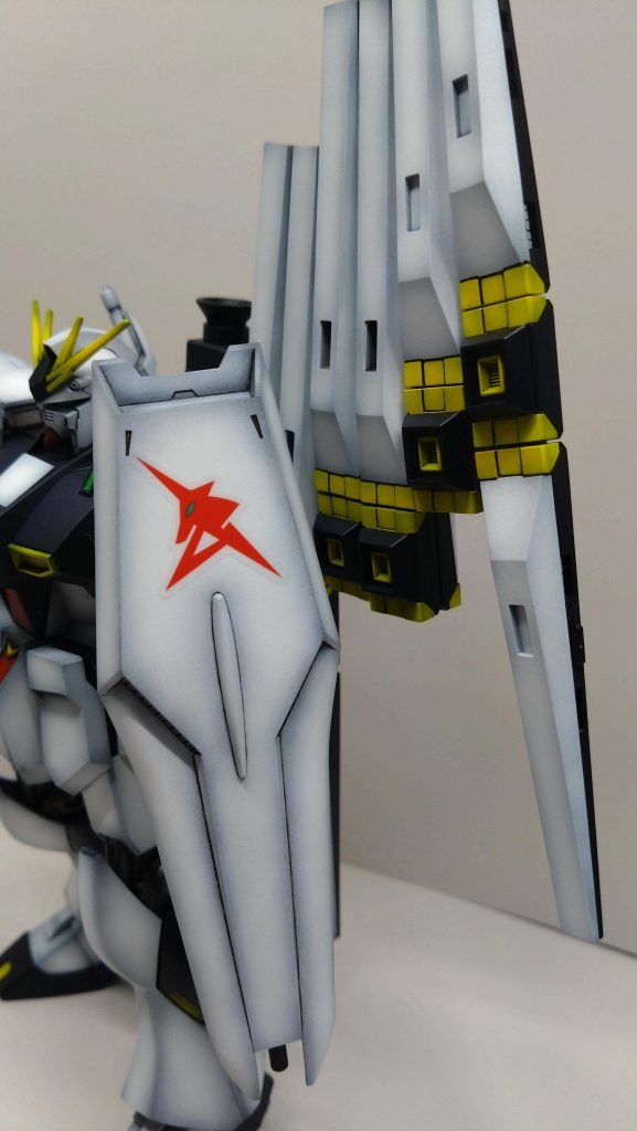 マーキングシールのフチが目立ちますね