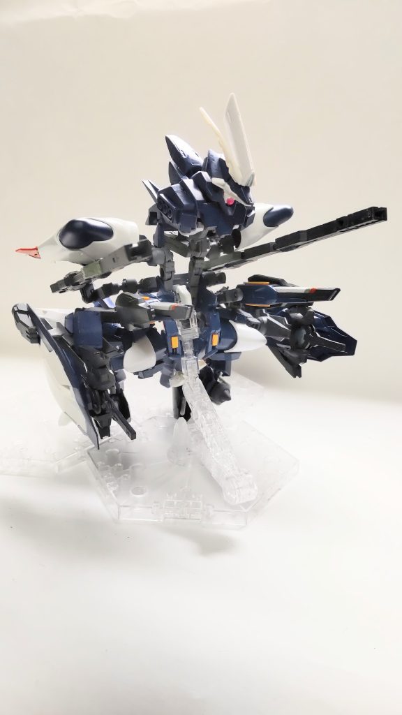 I.W.S.S/FAP.M.P社製のI.W.S.Pを参考にザフトの技術で開発した、フォース、ソード、ブラストの3シルエットを統合・強化したシルエットシステム。さらにアサルトシュラウドの技術も取り入れて増加装甲を施した。シルエットフライヤー無しの単独運用が可能。名前もそのまま、統合兵装シルエットシステム (Integrated Weapons Silhouette System)+フルアーマー(Full Armor)の頭文字から命名。