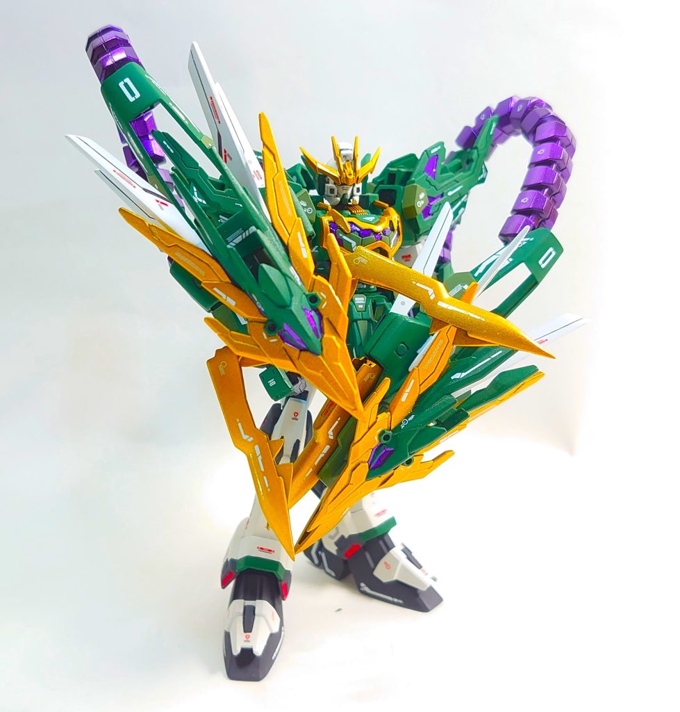 ナタク最大の特徴であるドラゴンハングは、基本構造はそのままに、張郃アルトロンの無尽双頭を取り付けました。元々盾としても機能するほど堅牢なドラゴンハングに無尽双頭を追加したことでより強固になった他、ドラゴンハングで掴む際に無尽双頭が突き刺さることによってより効率的な拘束とダメージの両立を行えます。