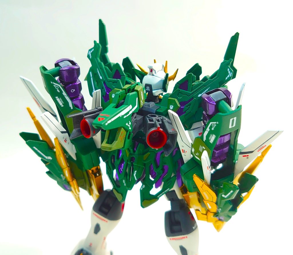 これにより、より立体的な機動や安定した姿勢制御を行えるようになっただけでなく、とっさの回避にも一役買ってくれます。