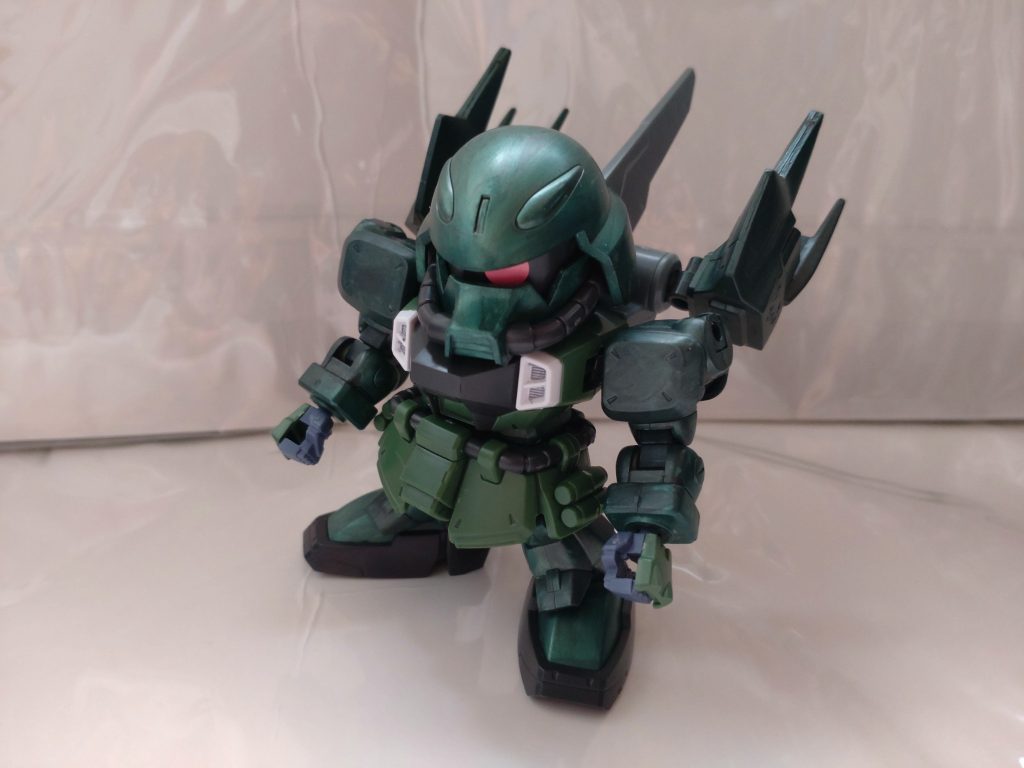 イナーシャルザクウォーリア「慣性」を意味するイナーシャルウィザードを搭載機動力の向上を図るブレイズウィザードより出力は落ちるが小回りが効くので使いやすいとの声も