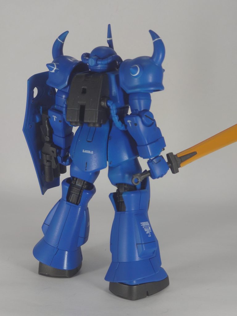 制作は、エアブラシ塗装・筆塗り・ミキシング・合わせ目消し・スミ入れ・水転写デカール・つや消しといった感じです。青の色味が、ヴィッシュ機にしては濃かったかなーと、ちょっと反省してます😅