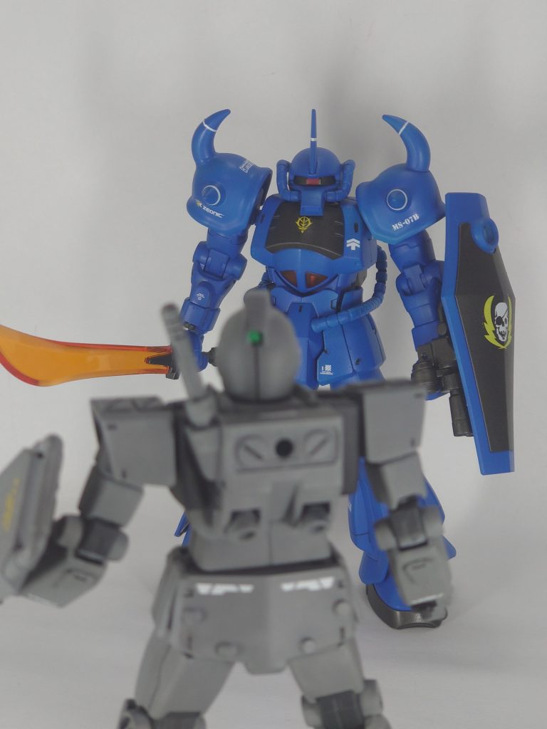 最後は、以前製作したWD隊ジムと撮影。ライバル機の並びはテンション上がりますねw余談なんですが、今回の製作にあたりコロ落ちの資料とかを改めて調べた時に、ジムの肩の配色を間違えてる事に気が付きました💧好きな作品なのに、なんで配色勘違いしてたんだろう?と自分でも驚いてます。まあとりあえず、作り手の味とか個性とかだと思って温かい眼で見ていただけたら幸いです😅最後までご覧頂き、ありがとうございました!!