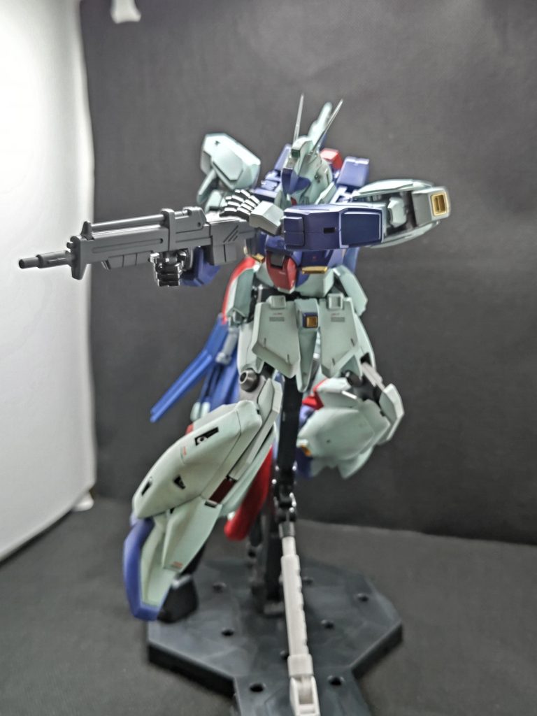 ポージングは難しいです。