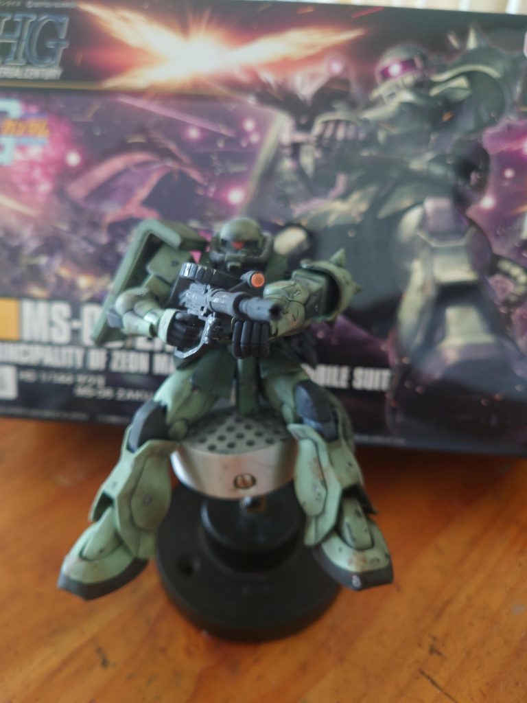 控え目な小キズがいいアクセントに。このザクは、この数日後に行われるジオラマ教室でジオラマ作品の一部になって貰う予定です。かっこよく仕上げるからね🙏