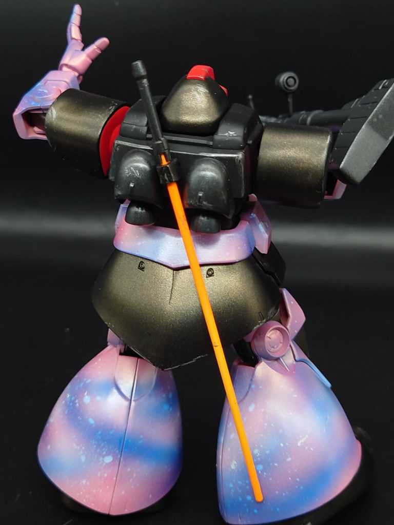 バックショットの方が宇宙迷彩わかりやすいですね。