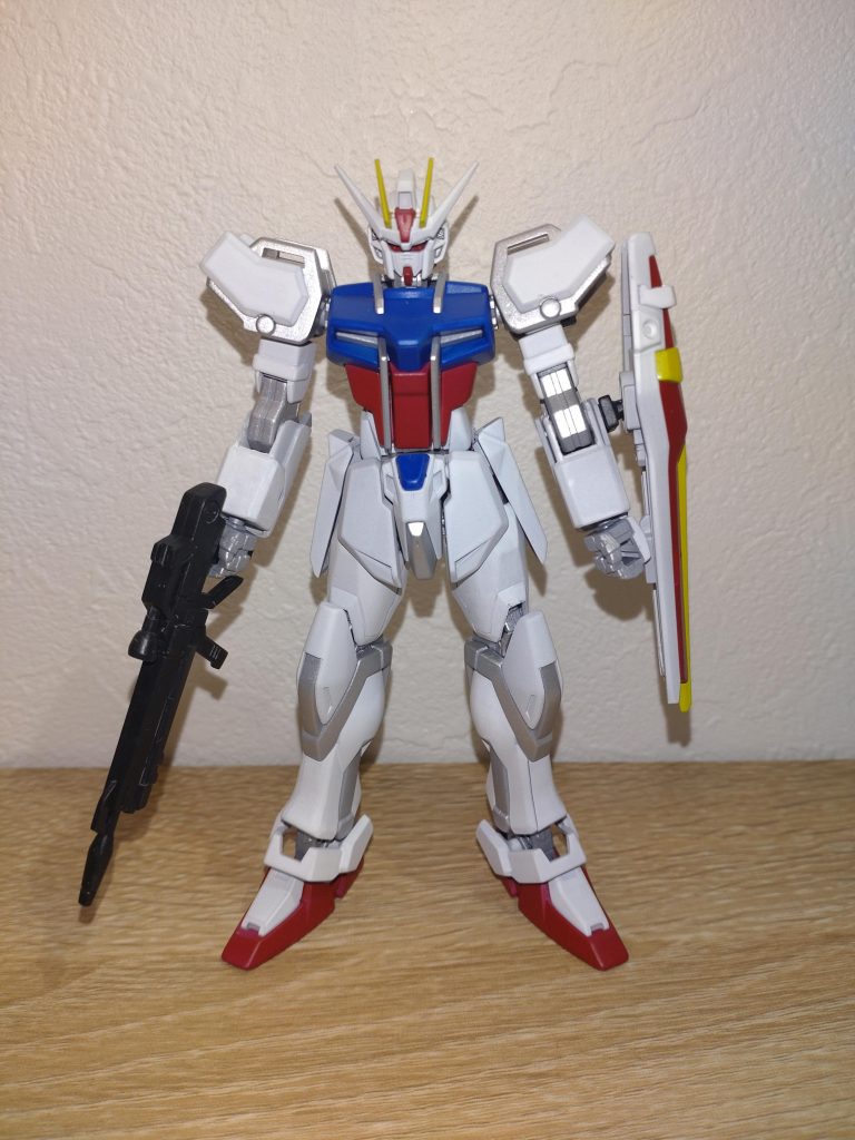 記念すべき(?)投稿1作目が主人公機っていうのも乙ですね。今回は塗装のみの作品ですが、Spec2感を出すために、関節部などをシルバーで仕上げました。全体が白っぽい印象ですが、個人的にはカッコよくて満足!
