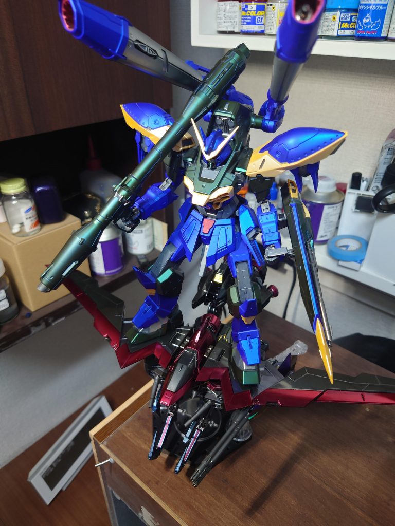 カラミティを乗せてみたりしてデカすぎて撮影ブースに収まりきらずwwあとバランス悪すぎ問題もww以上レイダーガンダムでした〜ここまで見てくださりありがとうございますではではまた明日もアップしたいと思います気が向いたらそちらもよろしくお願いしまっす