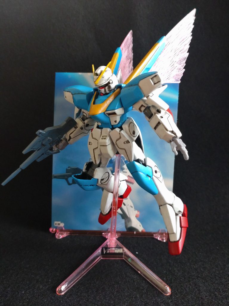 各種クリアパーツと、光の翼が付属するのがこのキットの素晴らしいところ。