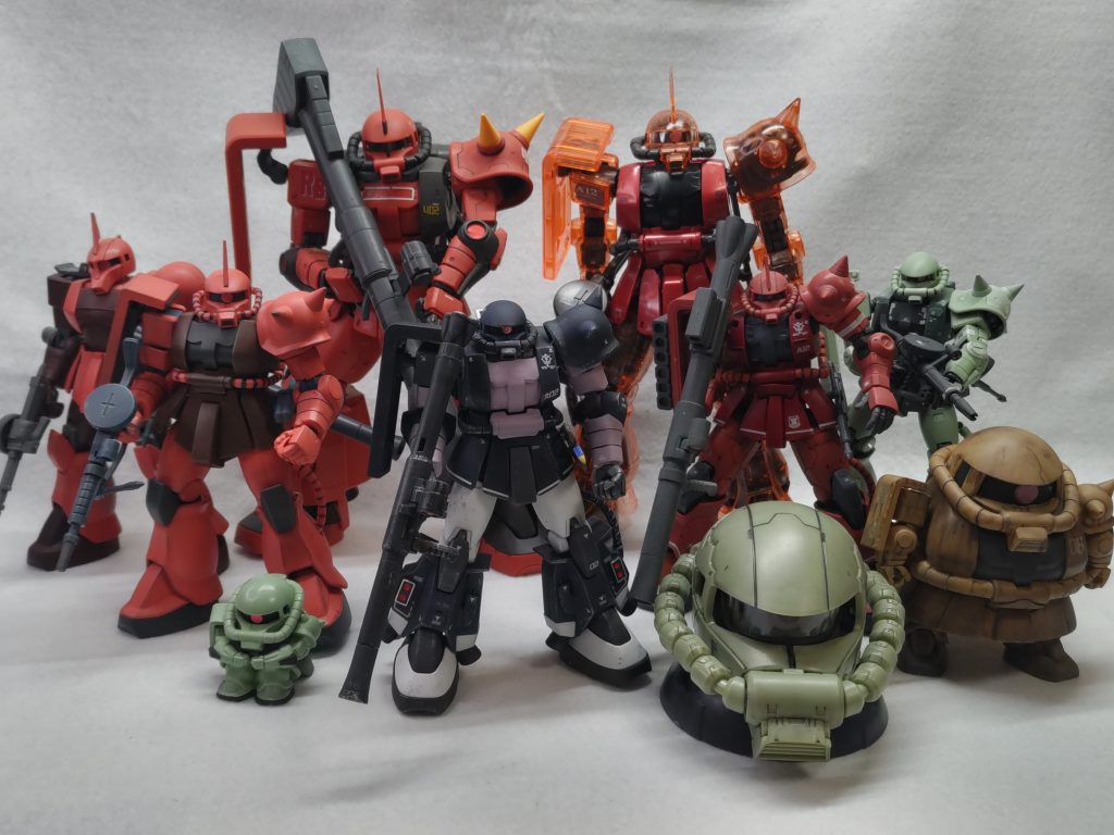 ザクなんて何個あってもイイもんですからね(zaku-kao6)