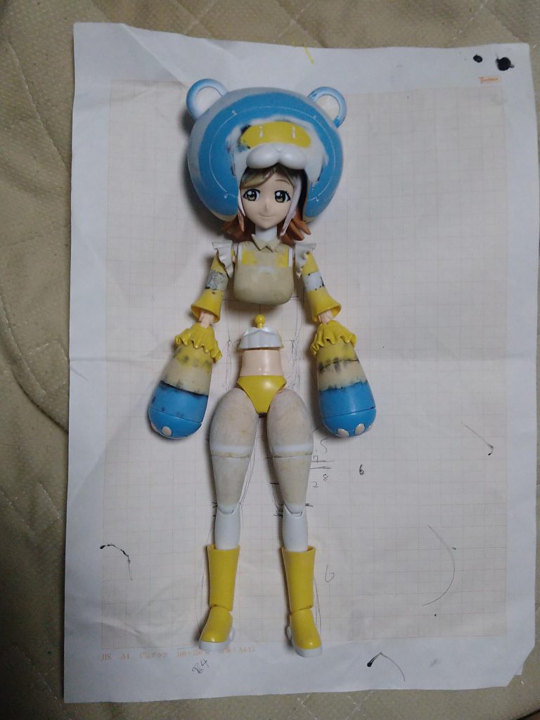 各部位を延長・大型化、肘膝関節はそのまま使っています