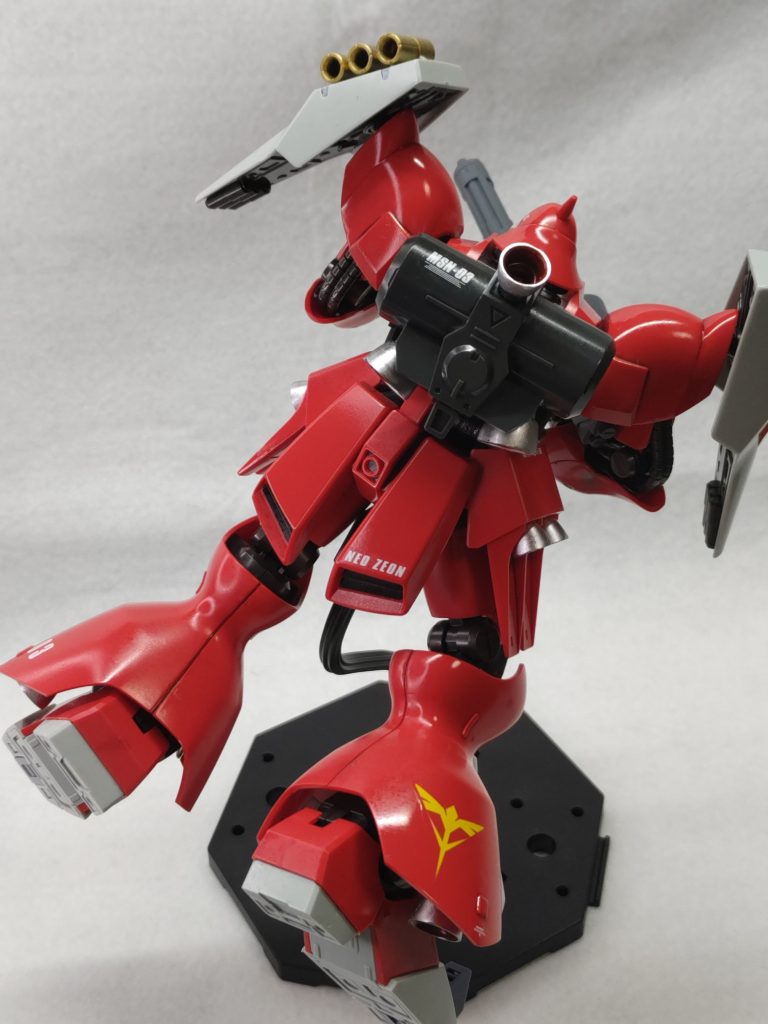 背面。モールドも少なくさっぱりしたキットですね。