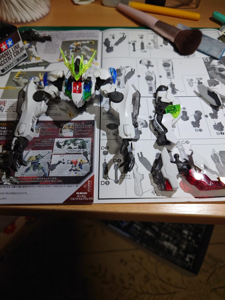 最初、脚を作ってると思ってたら腕でした！腕でかっ！