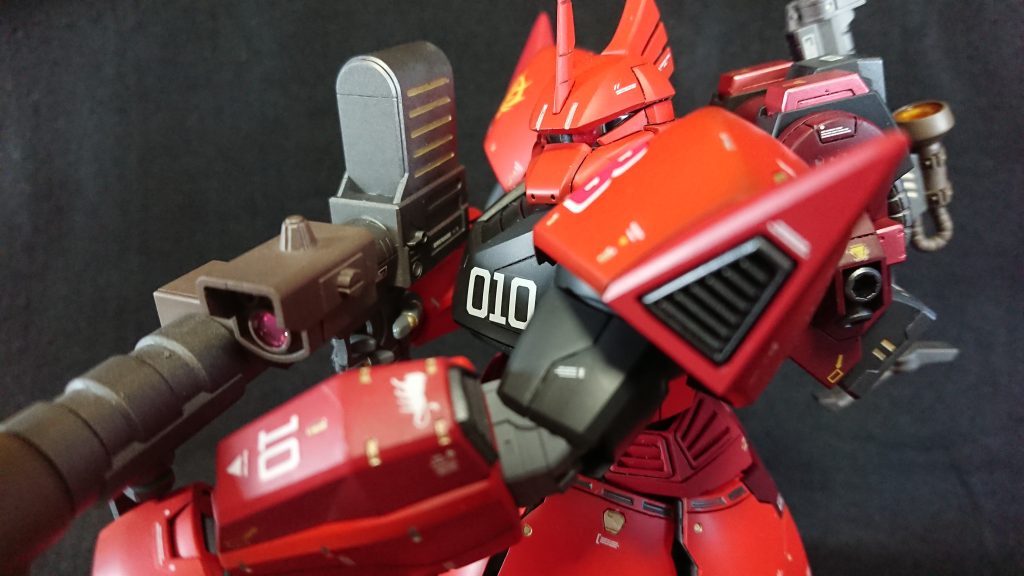 バンダイエッジは中目ヤスリで修正してます。