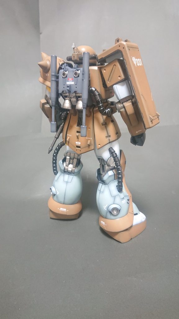 《MS-06F2 ザクF2 マルセイユ大尉機》MGザクF2–5枚目/制作者：のぴお