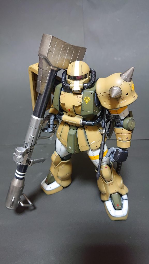 胸パーツはＲ型のあまりのパーツを。