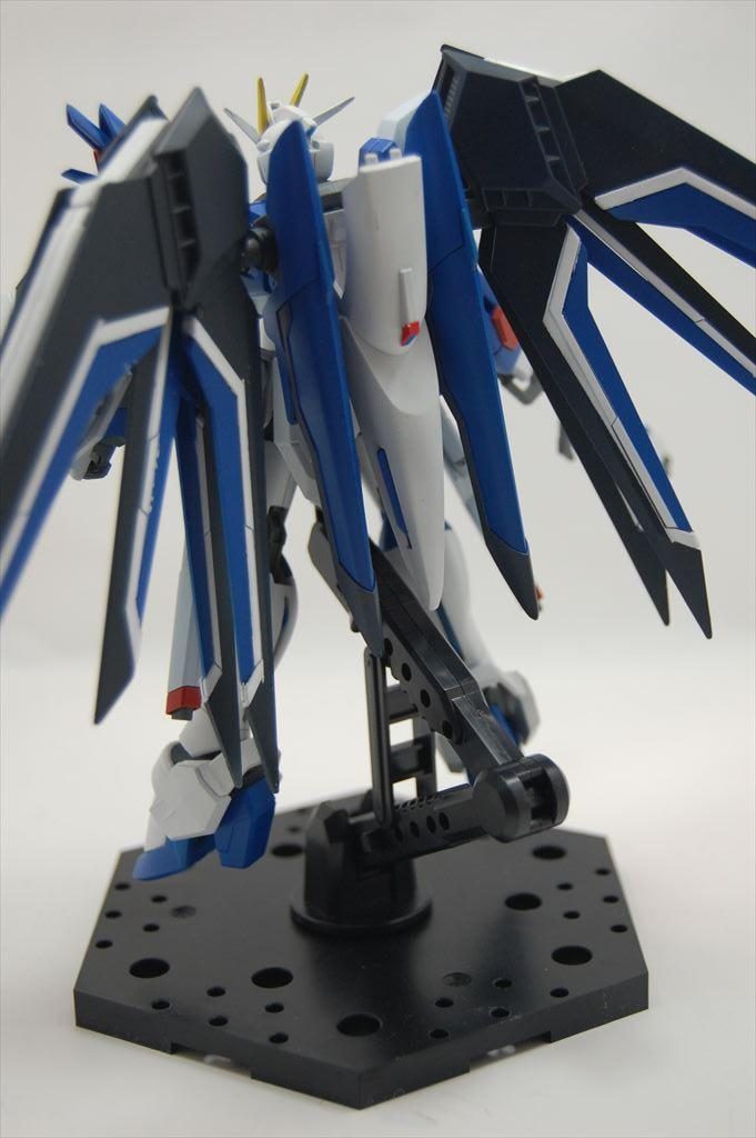 ライジングフリーダムガンダム–3枚目/制作者：まーくんZ