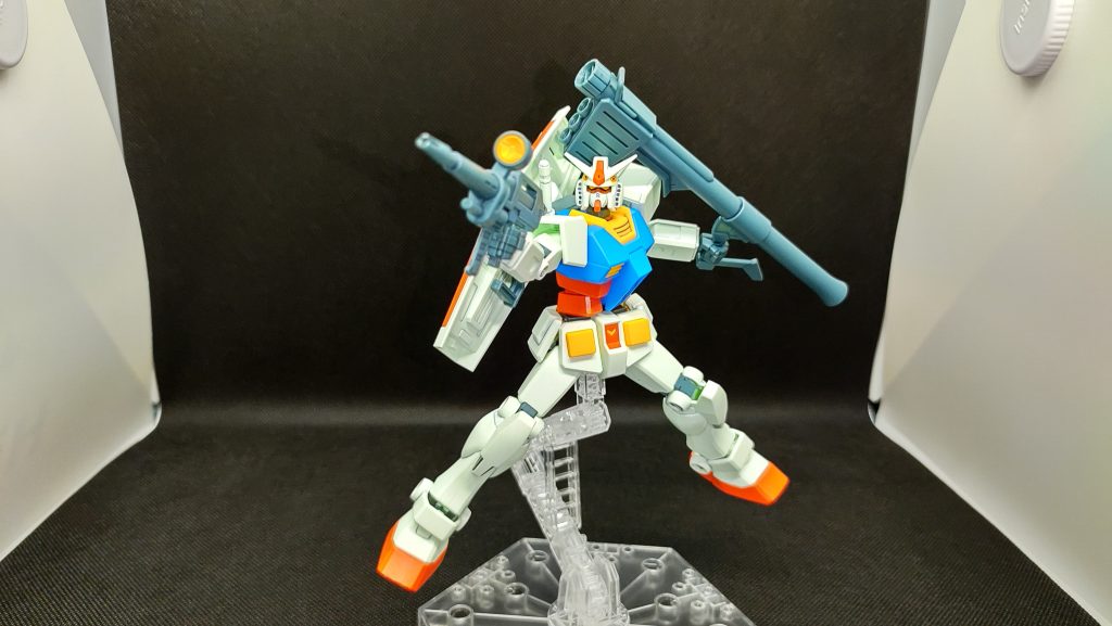 武器の2丁持ち。